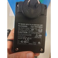 Pronomics 4 Pin Charger
