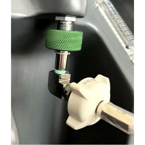 To Suit AirSep NewLife Intensity Concentrator, 1/8" FNPT to SIS Male Oxygen Elbow, OUTLET ADAPTER