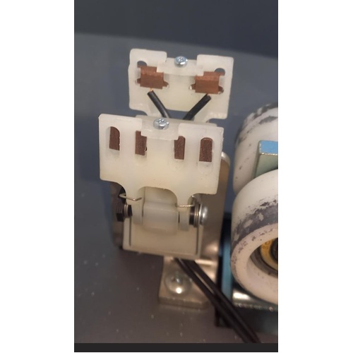 Monarch Savaria Ceiling Hoist - Charging Contacts Assembly With Wiring Harness