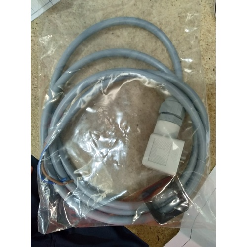 Hanning Actuator Lead With Square Connector