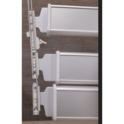 Linet Latera Bed - SIDERAIL MECHANISM