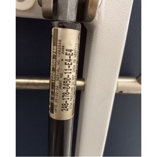 Athlegen Plinth / Treatment Table - Custom Made GAS STRUT - 248-178-0450-11-E4-E4