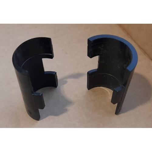 National Surgical Black plastic shelf clip Pkt 4
