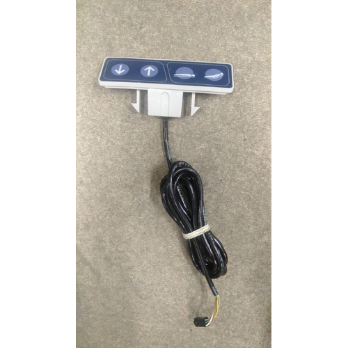 Arjo Carevo - Control Panel With Back Support - L/H